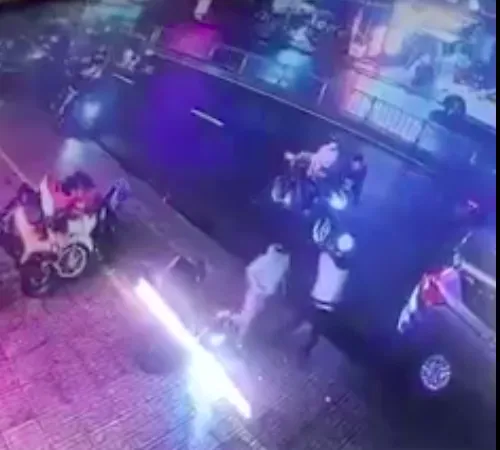 Điều tra vụ nam thanh niên nghi dùng súng dọa nhiều người ở TPHCM