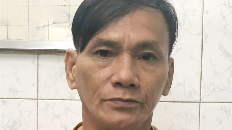 Hiệp tại cơ quan công an 