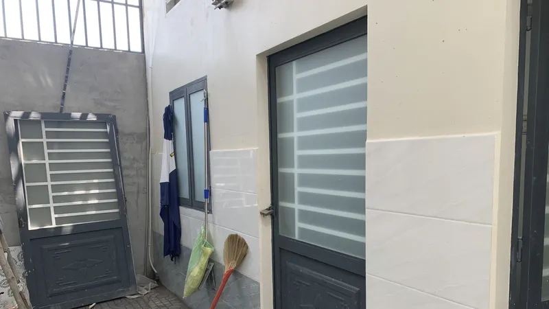 Căn phòng trọ nơi xảy ra vụ việc. Ảnh: CHÍ THẠCH 