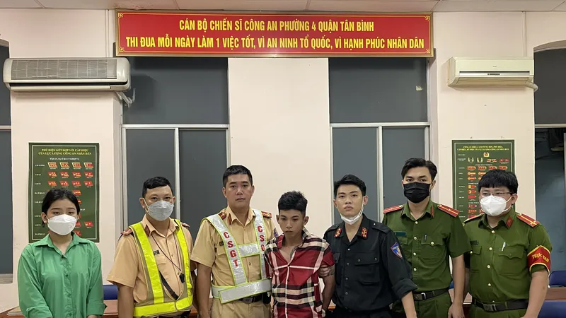 CSGT lần theo định vị bắt kẻ cướp giật tài sản 