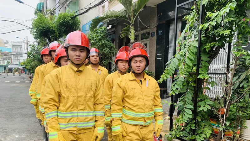 Ra mắt "Tổ phản ứng nhanh lực lượng vũ trang PCCC-CNCH"