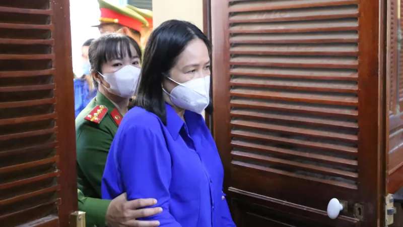 Bị cáo Bùi Thị Lệ Phi, cựu Giám đốc Sở Y tế Cần Thơ