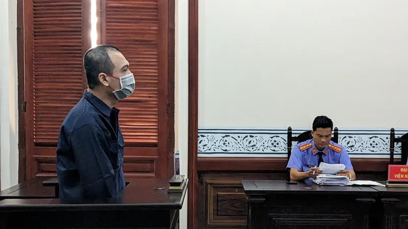 Vắng nhiều công an trong phiên xét xử cựu thiếu tá Công an TPHCM làm giả quyết định khởi tố vụ án