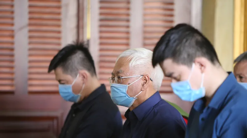 Cựu Tổng Giám đốc Ngân hàng Đông Á Trần Phương Bình nhận thêm 20 năm tù 