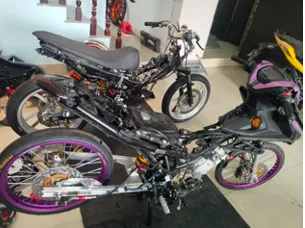 "Xế độ" tại các tiệm bị kiểm tra
