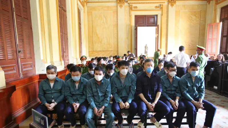 Các bị cáo tại tòa