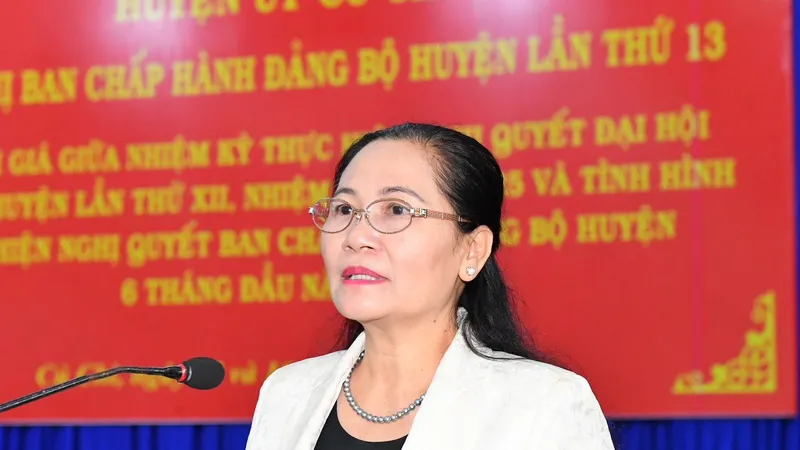 Phó Bí thư Thành ủy TPHCM Nguyễn Thị Lệ phát biểu chỉ đạo tại hội nghị. Ảnh: VIỆT DŨNG