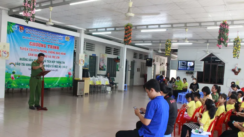 Nhiều hoạt động ý nghĩa đến với trẻ em kém may mắn ở huyện Củ Chi