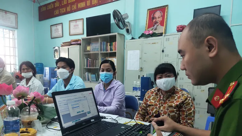 Công an không hướng dẫn kích hoạt định danh điện tử qua điện thoại 