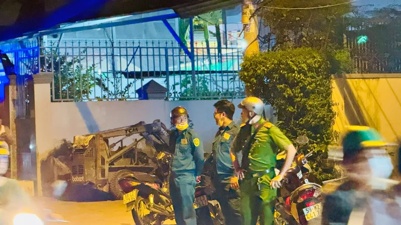 Công an có mặt ở hiện trường 