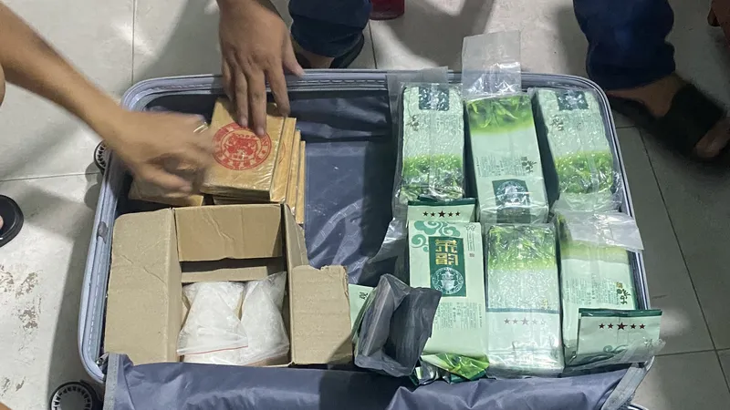 Triệt phá đường dây ma túy thu giữ hàng chục kg cùng súng đạn
