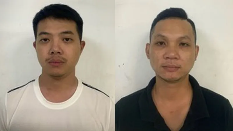 Lâm và Trường (từ trái qua phải) tại cơ quan công an
