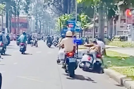 Hình ảnh vụ việc cắt từ clip 