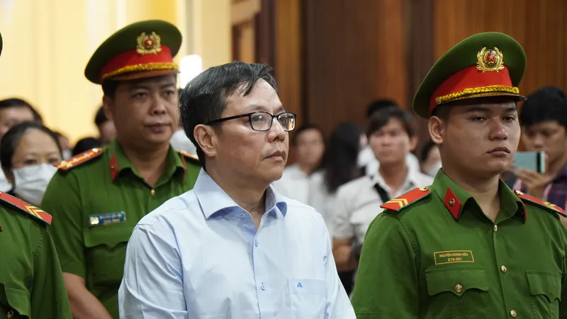 Cựu Chủ tịch HĐQT Saigon Co.op Diệp Dũng tại tòa