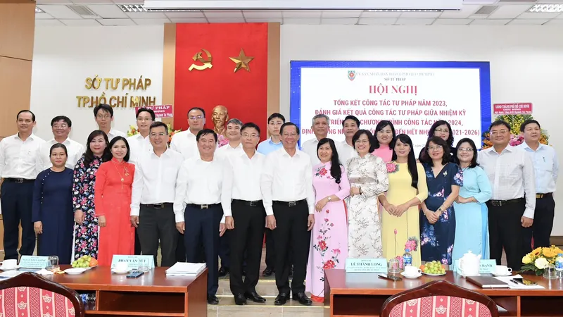 Các đại biểu tham dự hội nghị. Ảnh: VIỆT DŨNG 