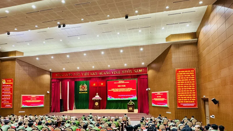 Quang cảnh hội nghị
