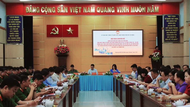 Quang cảnh hội nghị