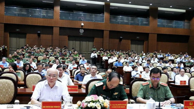 Các đại biểu tham dự hội nghị 