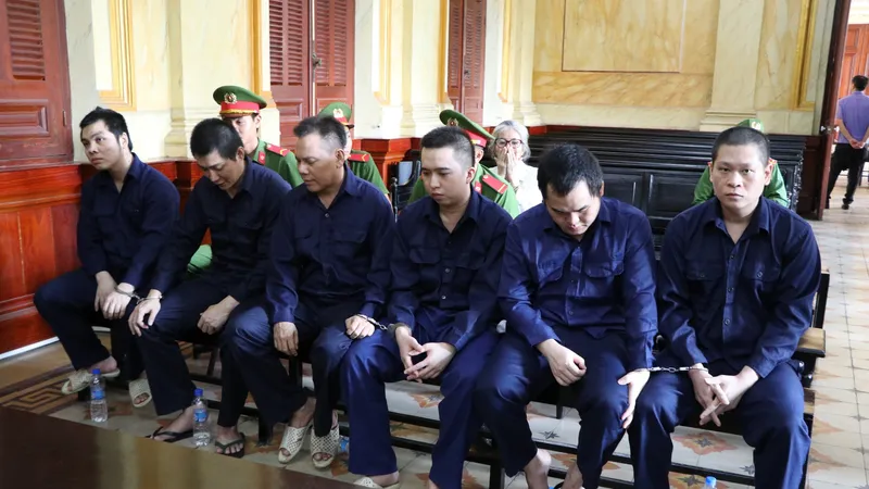 Nhóm cựu nhân viên Công ty F88 tại tòa