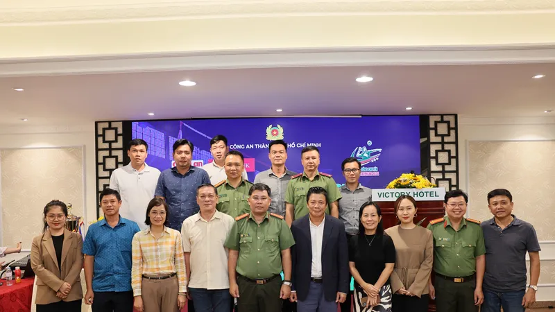 Công an TPHCM phối hợp cùng Liên đoàn bóng chuyền TPHCM tổ chức họp báo công bố giải bóng chuyền mở rộng tranh Cup “Báo Công an TPHCM” lần thứ nhất năm 2024.