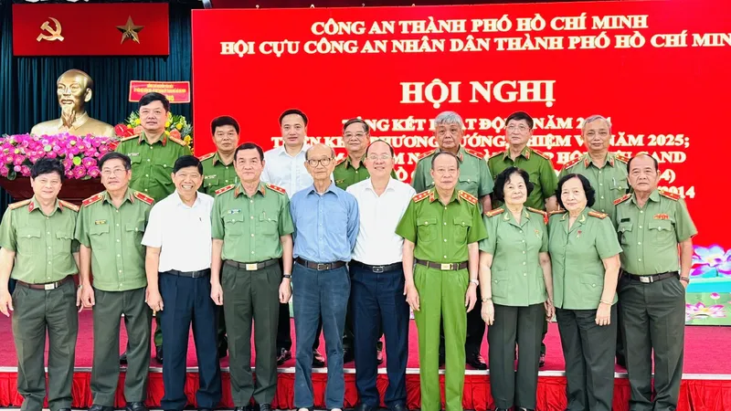 Các đại biểu dự hội nghị. Ảnh: CHÍ THẠCH 