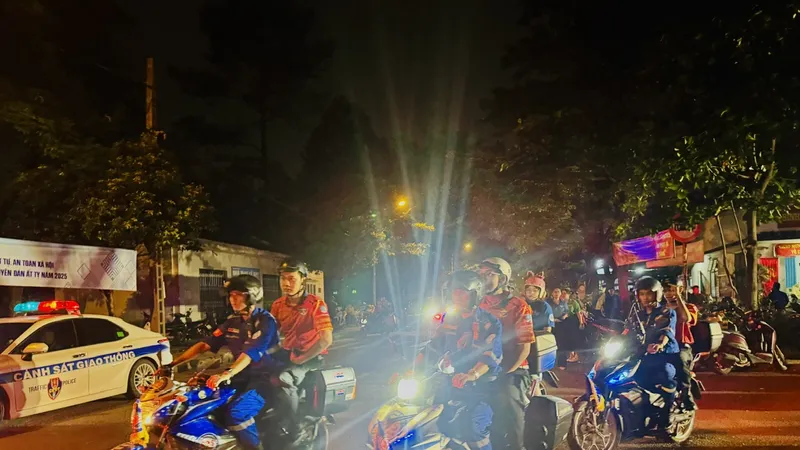 Tuổi trẻ TPHCM ra quân phòng, chống tội phạm xuyên tết