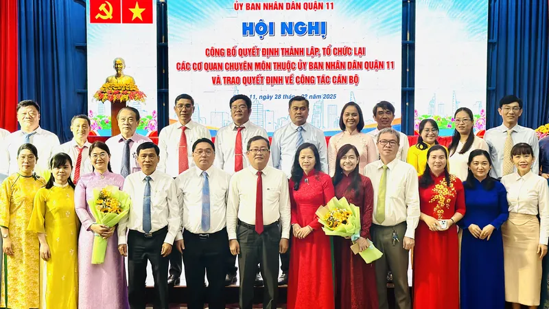 Thành lập, tổ chức lại các cơ quan chuyên môn thuộc UBND quận 11 và quận 3, Phú Nhuận