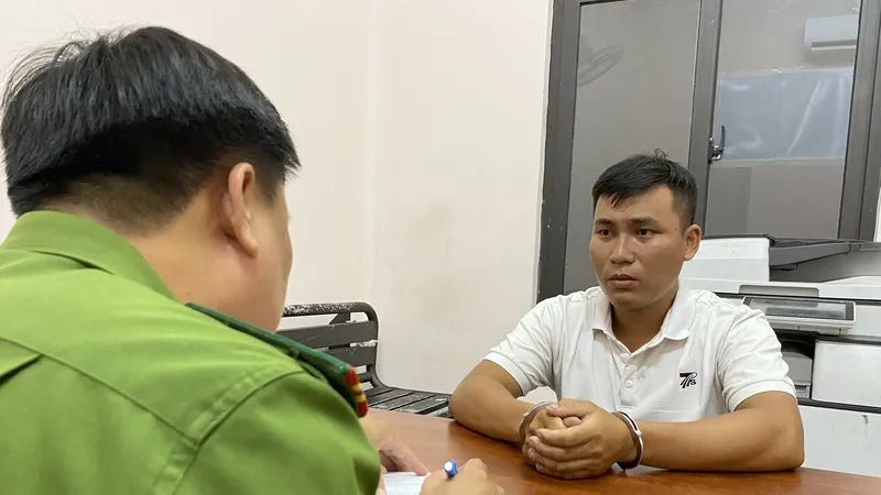 Lời khai của hai anh em dùng búa cướp tiệm vàng ở TPHCM