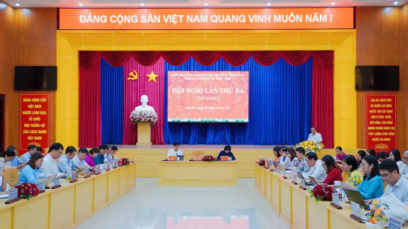 Quang cảnh hội nghị