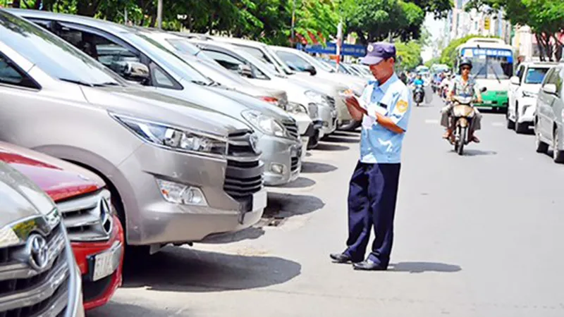 Chuẩn bị dán nhãn năng lượng cho xe con 7-9 chỗ