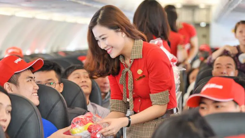 Một hành khách đánh tiếp viên bị phạt 15 triệu đồng