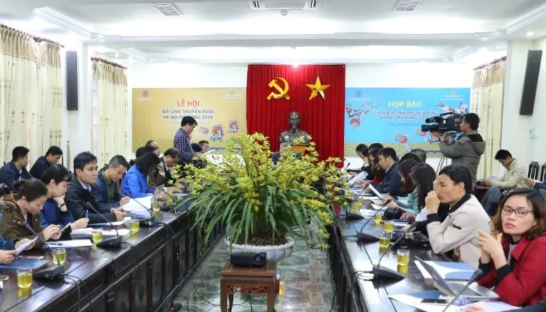 Họp báo công bố Lễ hội bơi chải thuyền rồng Hà Nội mở rộng 2018