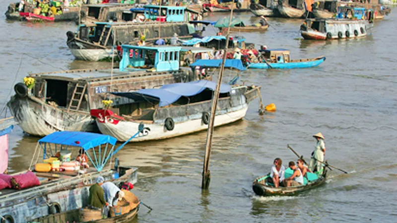 Gần nửa số phương tiện thủy nội địa chưa được đăng ký, đăng kiểm