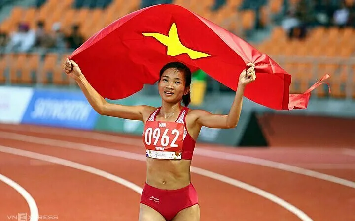 Vận động viên điền kinh Nguyễn Thị Oanh