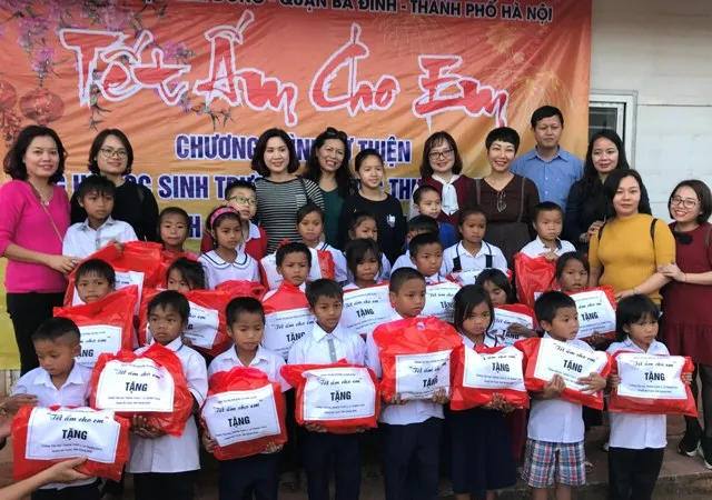 Tết ấm cho em năm 2020