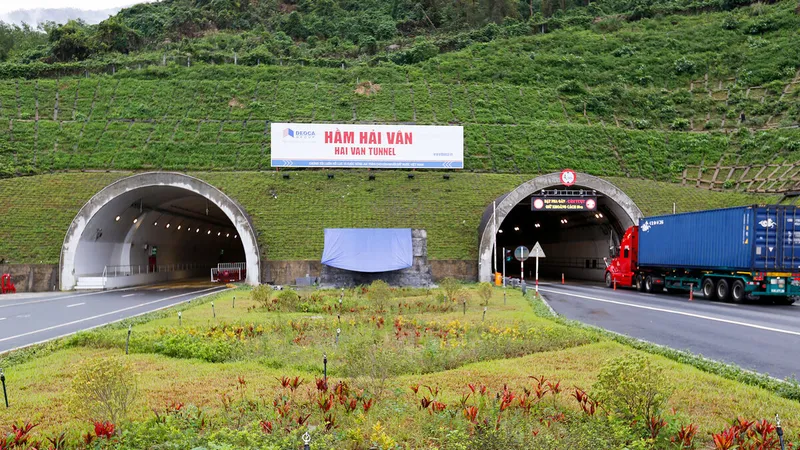 Vận hành cả 2 ống hầm giúp lưu lượng phương tiện lưu thông nhanh