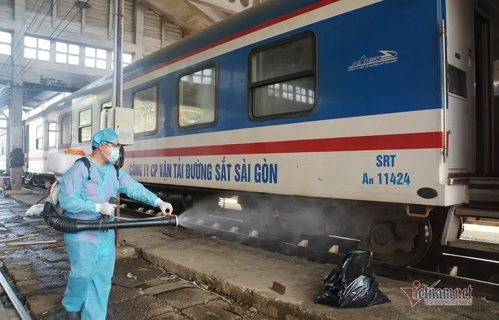 Tạm dừng chạy đôi tàu Hà Nội - Vinh vì vắng khách