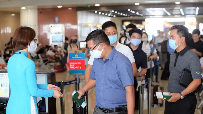 Hành khách nhập cảnh tại Sân bay Phú Quốc