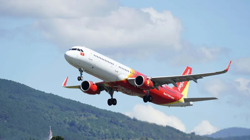 Vietjet báo lãi 100 tỷ đồng năm 2021