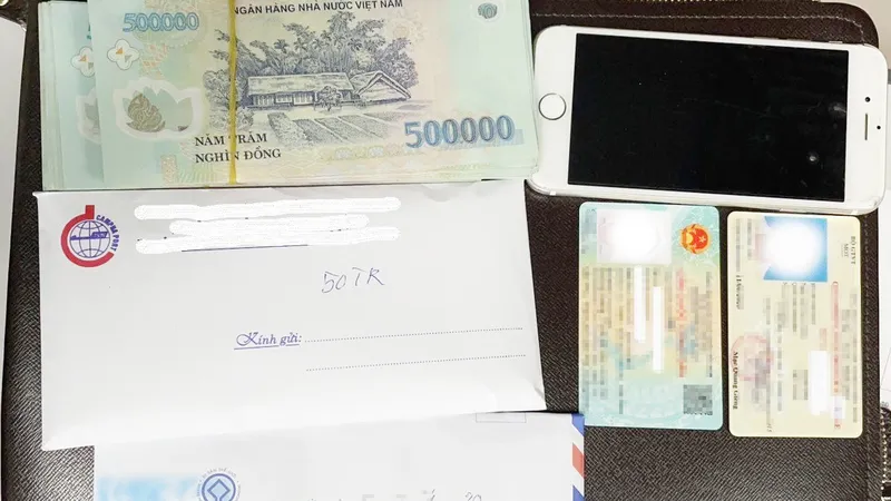 Tài sản bỏ quên tại sân bay Nội Bài