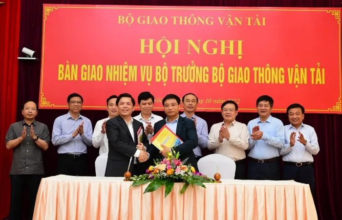 Hội nghị bàn giao nhiệm vụ Bộ trưởng Bộ GTVT 