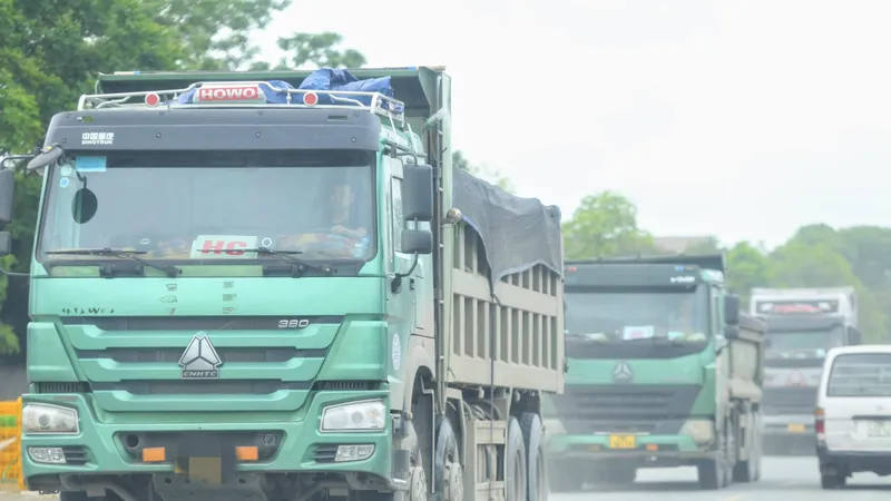 Công bố đường dây nóng phản ánh về vận tải đường bộ