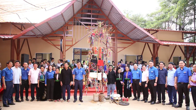 Khánh thành Nhà văn hóa cộng đồng dân tộc La Ha 