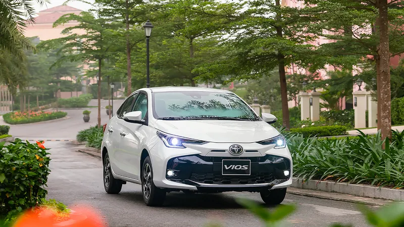  Toyota Việt Nam đứng đầu thị trường xe du lịch
