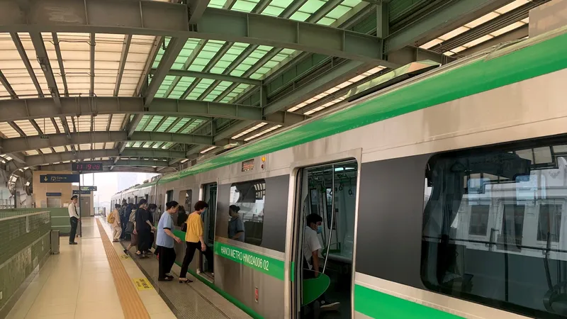 Hành khách đi tàu Cát Linh - Hà Đông tiếp tục tăng