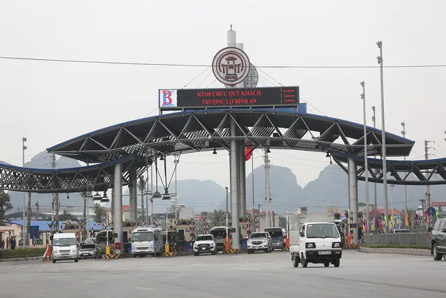 Còn 2,8 triệu phương tiện chưa chuyển đổi tài khoản thu phí sang tài khoản giao thông
