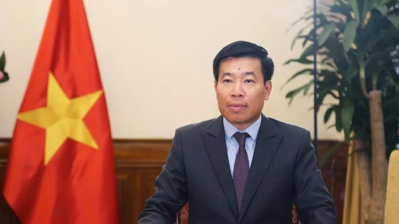 Thứ trưởng Bộ Ngoại giao Nguyễn Mạnh Cường