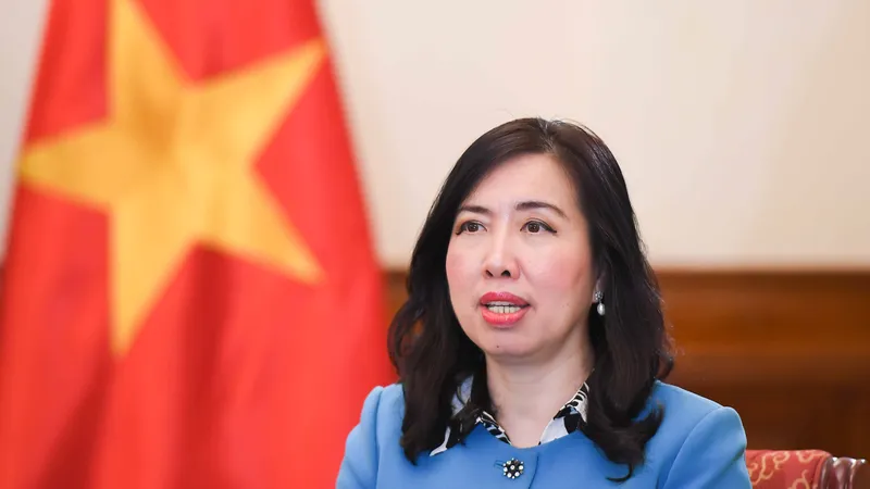 Thứ trưởng Bộ Ngoại giao Lê Thị Thu Hằng.