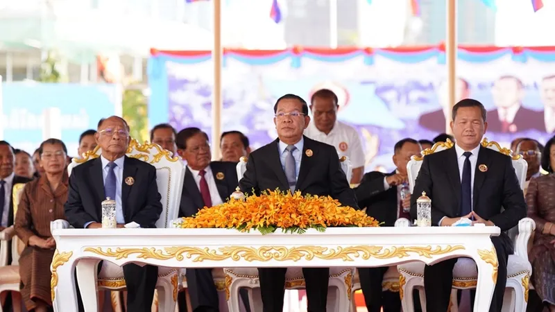 Chủ tịch Đảng Nhân dân Campuchia Hunsen chủ trì lễ Kỷ niệm 74 năm Ngày thành lập Đảng Nhân dân Campuchia sáng 28-6. Ảnh: Báo QĐND