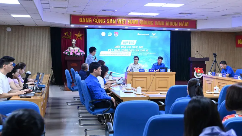 Quang cảnh họp báo